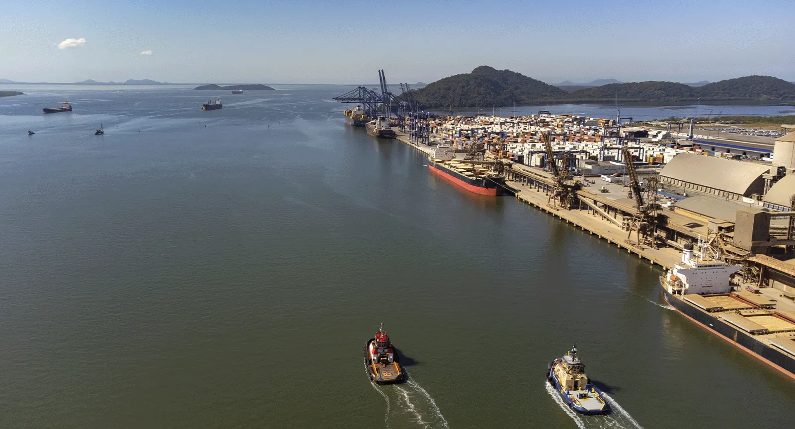 Drivers to accelerate the decarbonization of the maritime-port sector